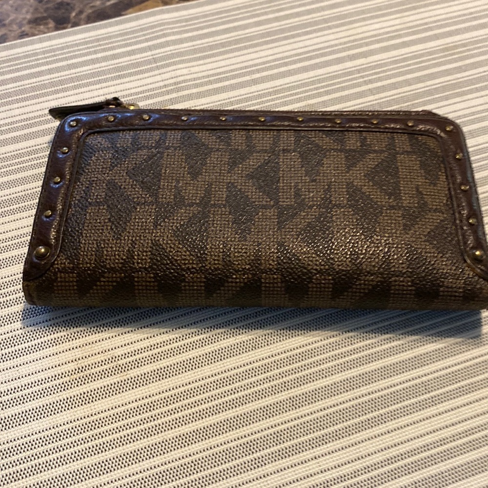 Michael Kors wallet